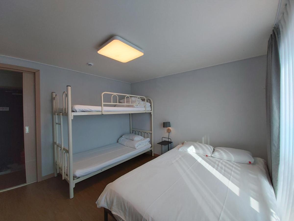 Bed Radio Dongmoon