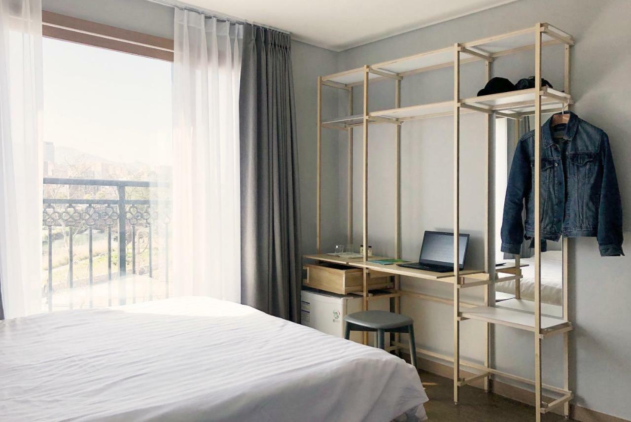Bed Radio Dongmoon 2* Jeju