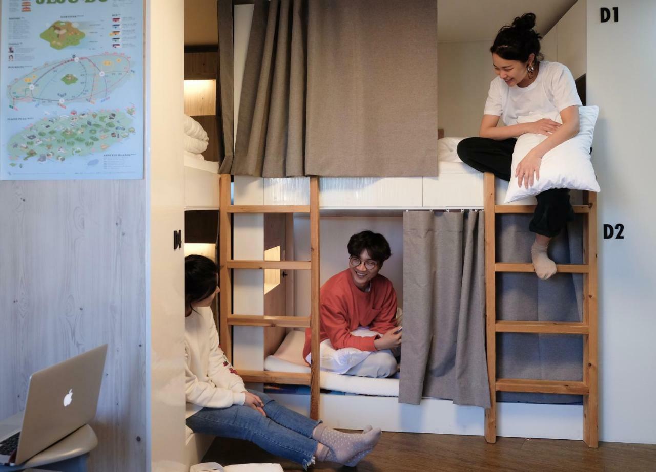 Bed Radio Dongmoon Maison d'hôtes Jeju