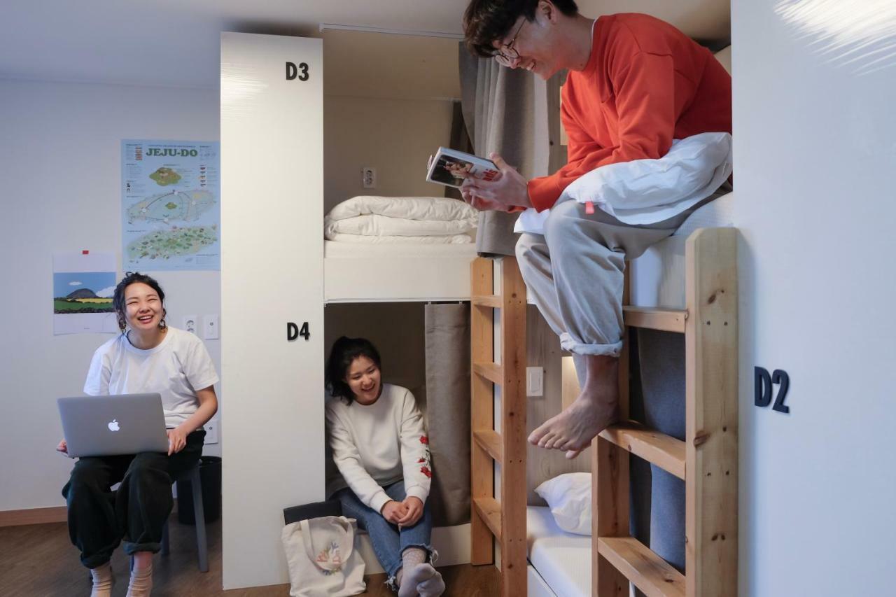 Bed Radio Dongmoon Guest house 2*